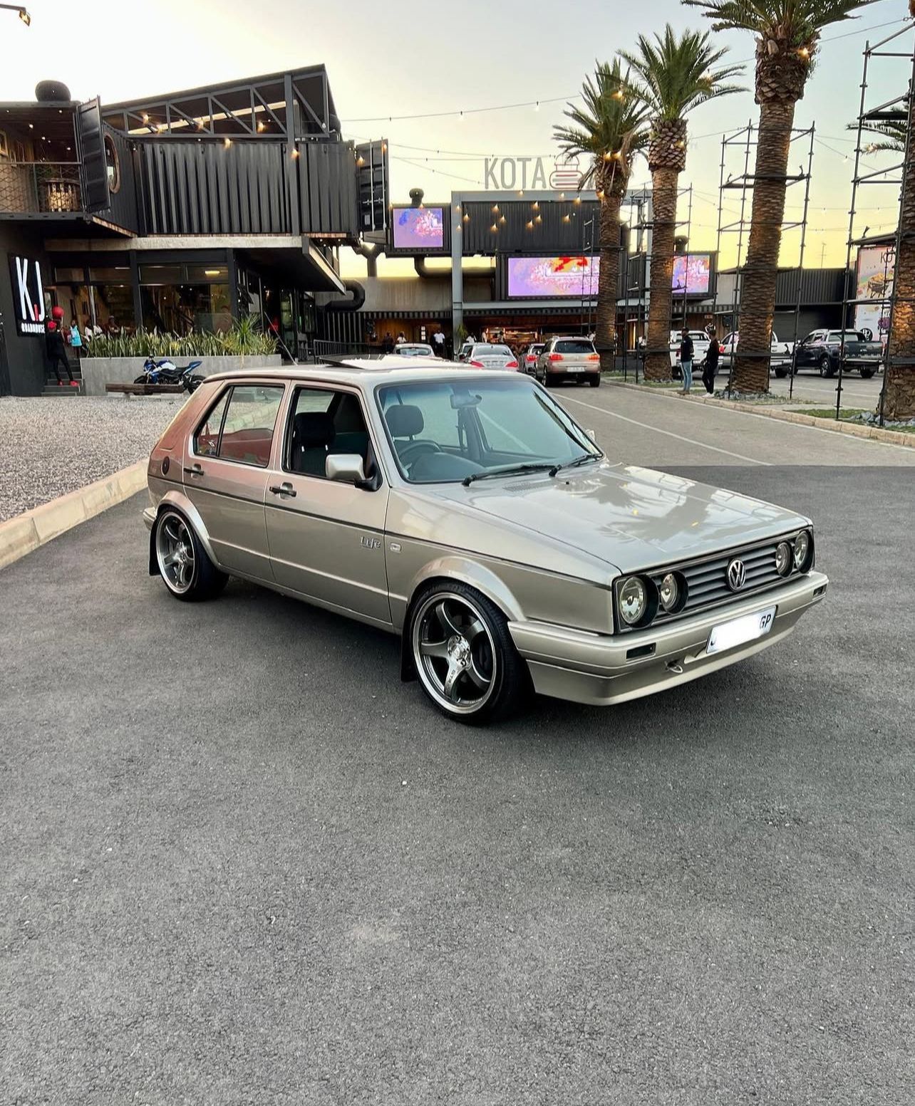Lot 01